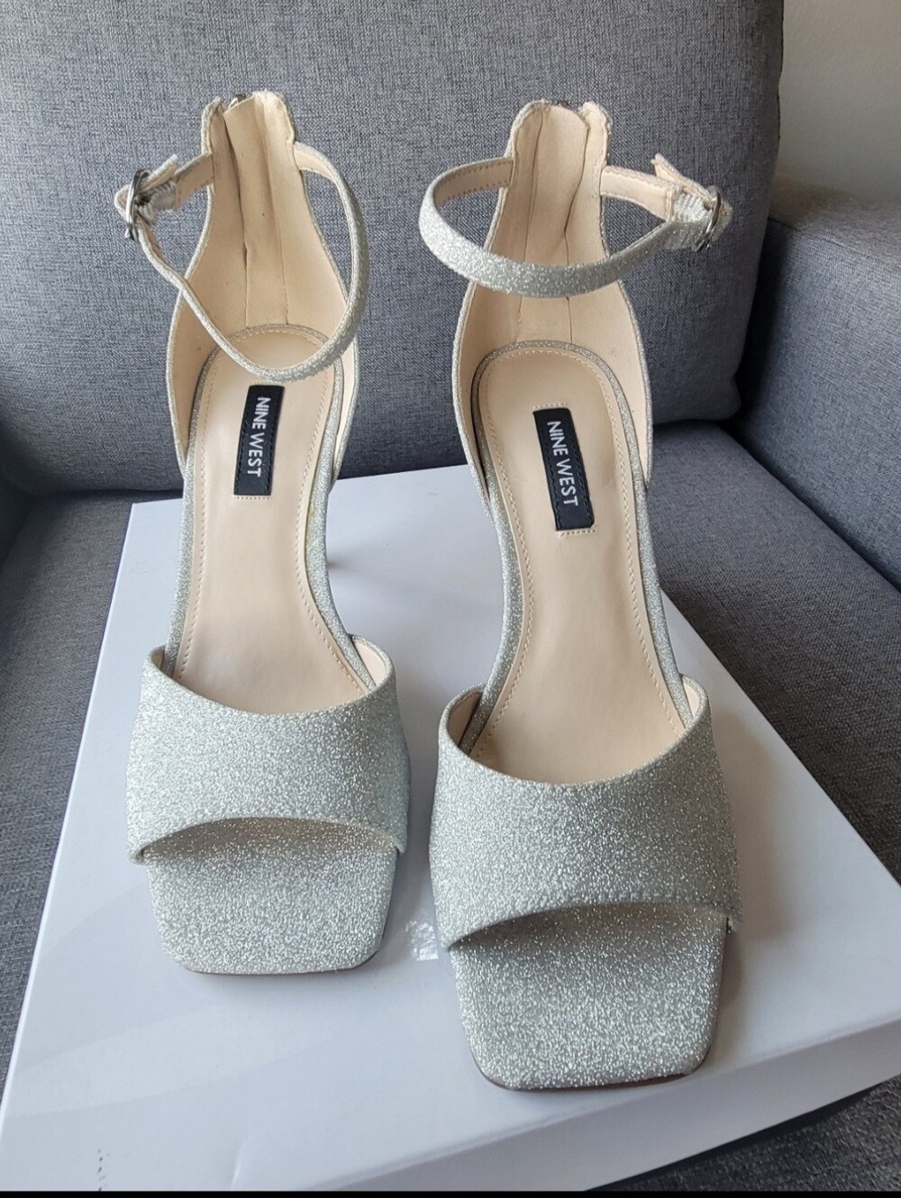 Nine West Silver Glitter Ankle-Strap Block Heel Sandals Size 5 with Original Box